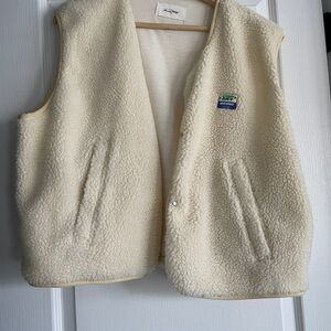 American Vintage Hoktown Ecru Sherpa Vest